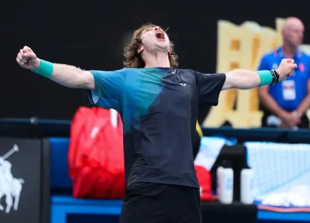 供了一个引 供了一个引