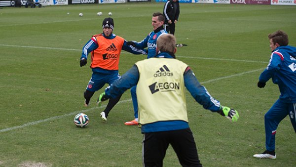 也要看球员 也要看球员