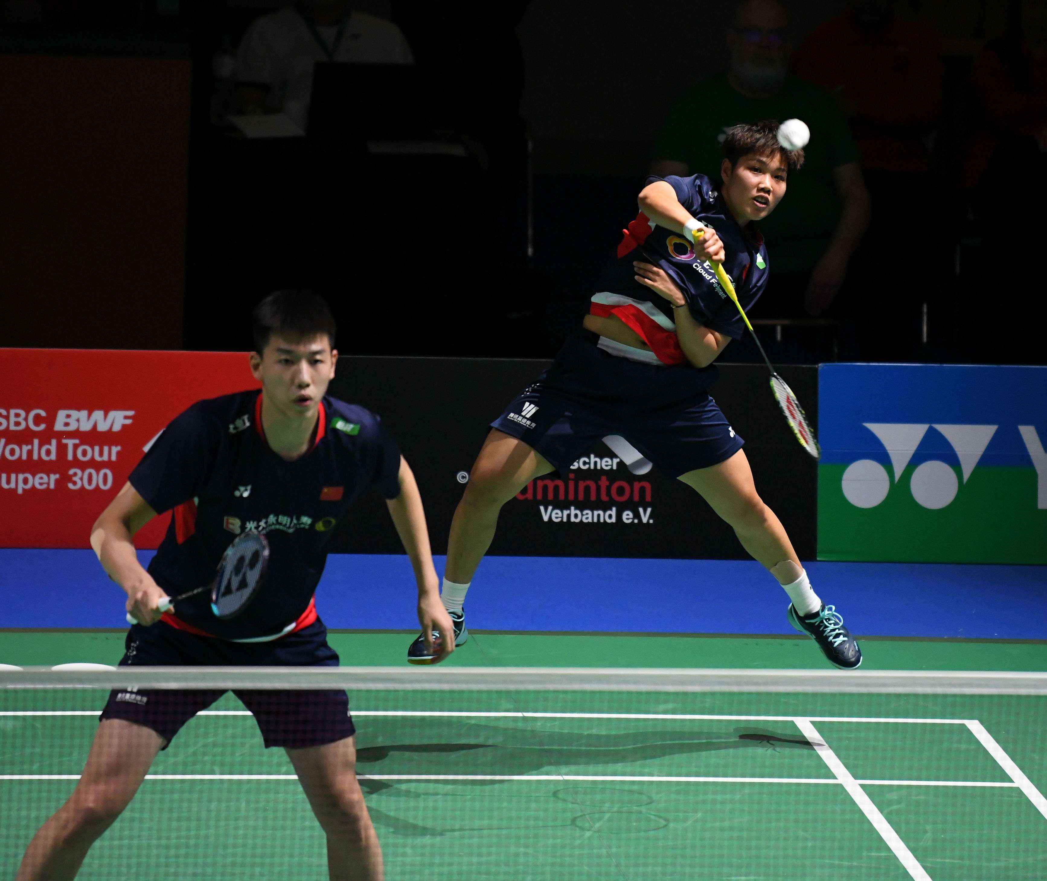 撞与交融 撞与交融